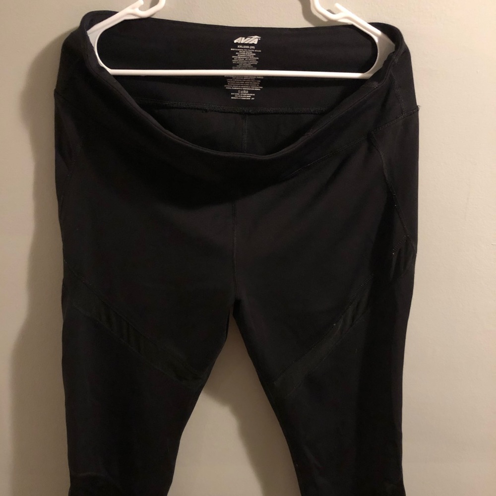 Plus size cropped leggings